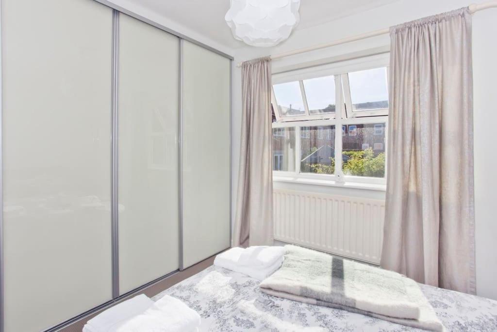 Walking Distance To Racecourse And City Centre 约克 外观 照片