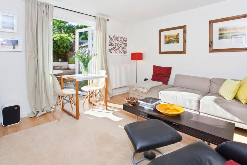 Walking Distance To Racecourse And City Centre 约克 外观 照片